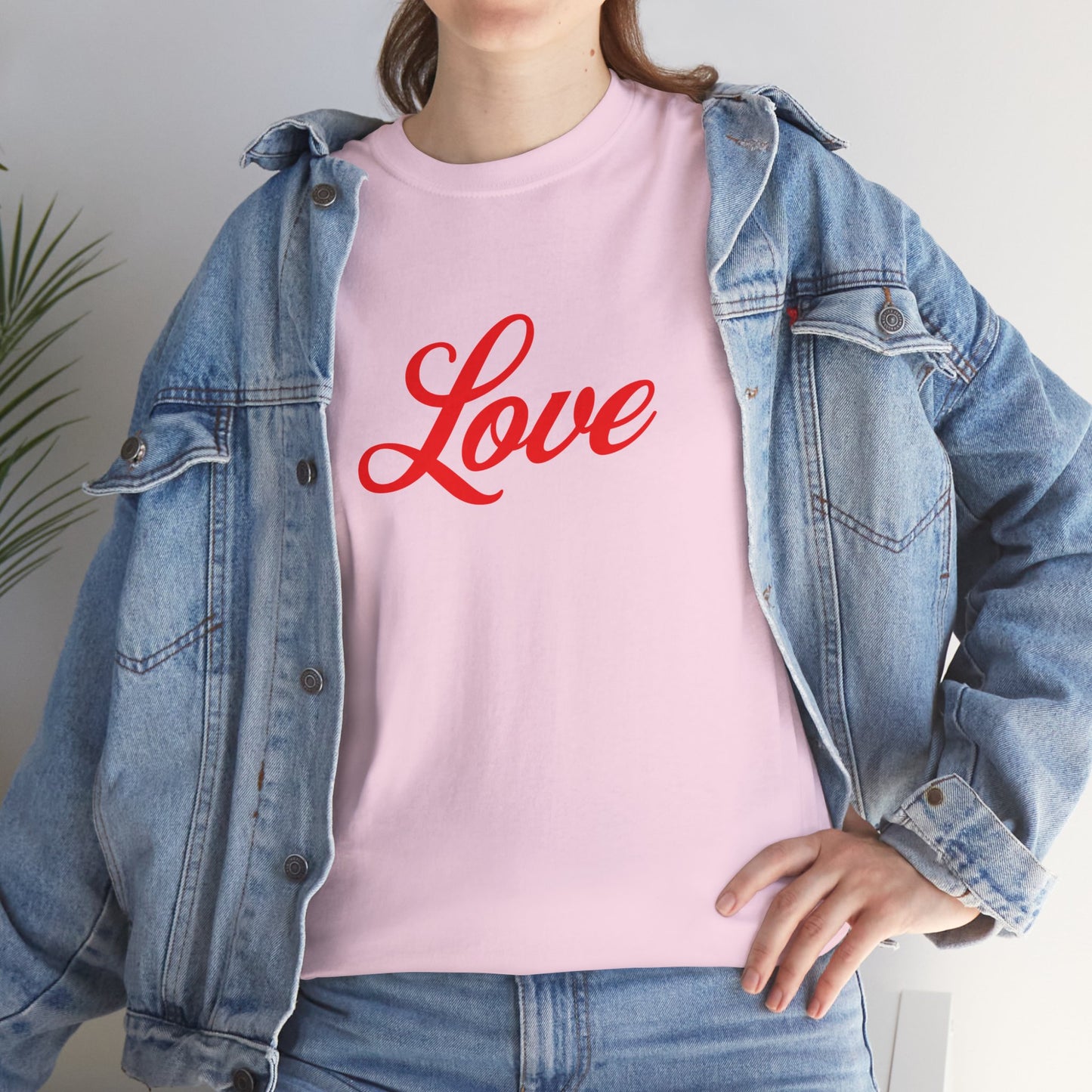 Minimal Love Graphic Tee — Simple Heart Design for Everyday Wear